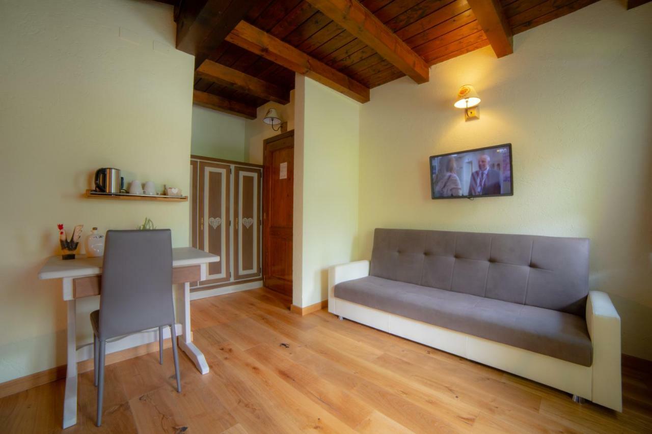 Bed & Breakfast Villamour Boutique &