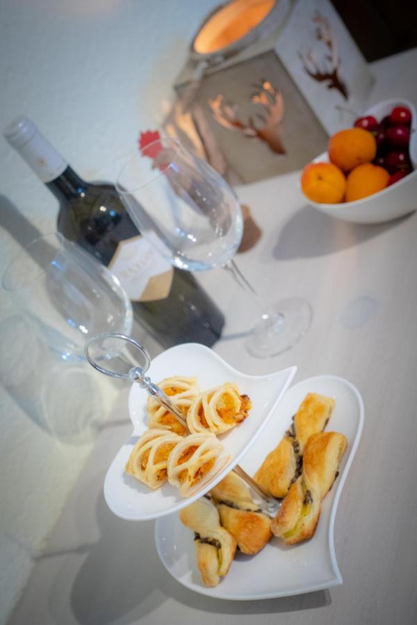 Bed & Breakfast Villamour Boutique &